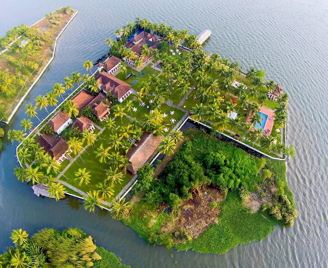 Soma Kerala Palace Murinjupuzha